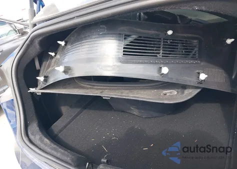 2025 Tesla Model 3 Long Range Rear-Wheel Drive из США, поврежденный, VIN 5YJ3E1EA2SF953982